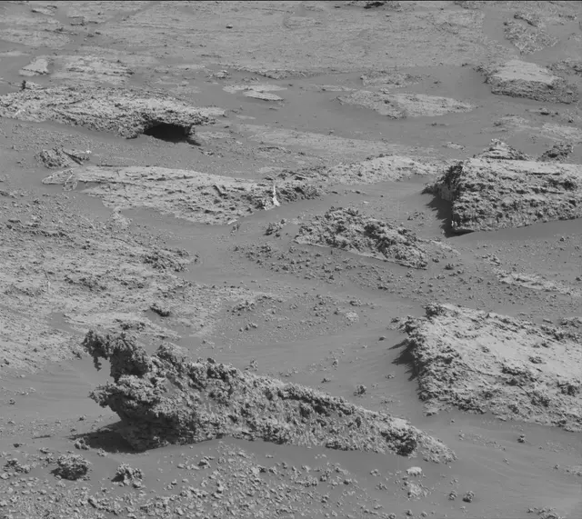 Sol 3167: Mast Camera (Mastcam)