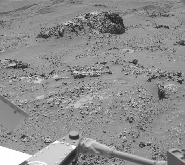 Sol 3167: Mast Camera (Mastcam)