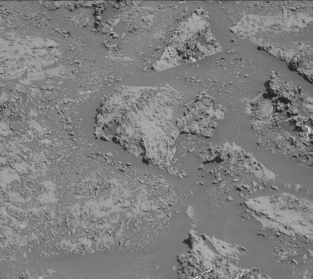 Sol 3167: Mast Camera (Mastcam)