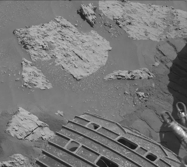 Sol 3167: Mast Camera (Mastcam)