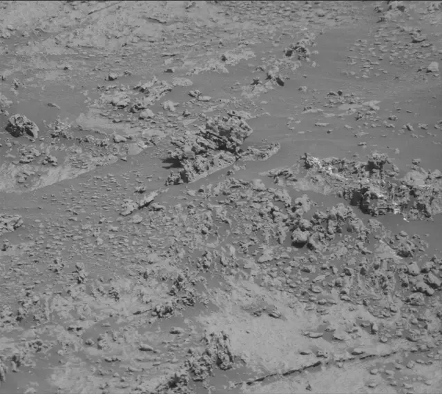 Sol 3170: Mast Camera (Mastcam)