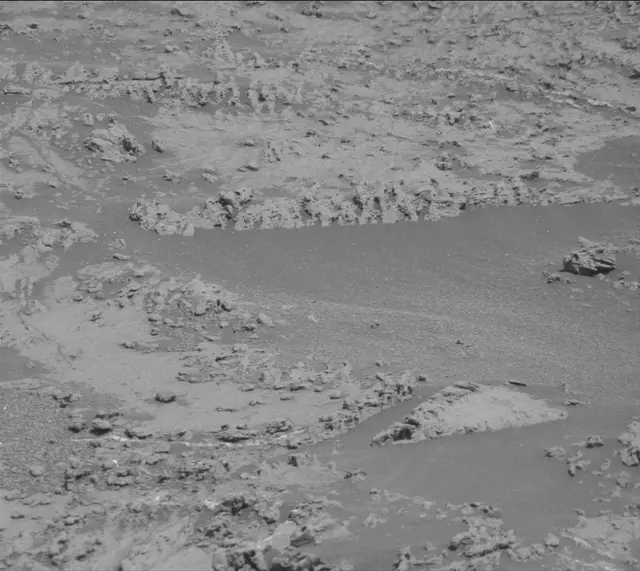Sol 3170: Mast Camera (Mastcam)