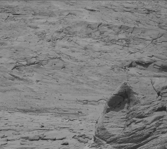 Sol 3173: Mast Camera (Mastcam)