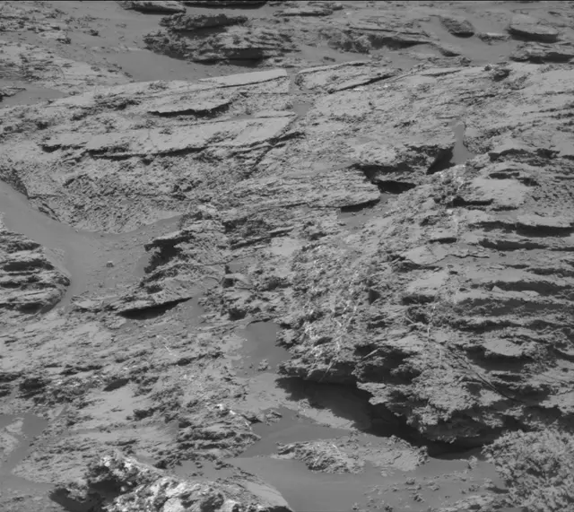 Sol 3173: Mast Camera (Mastcam)