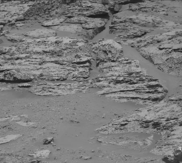 Sol 3173: Mast Camera (Mastcam)