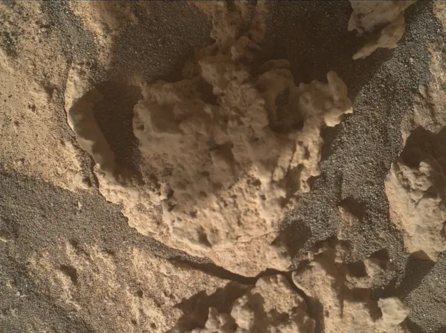 Sol 3180: Mars Hand Lens Imager (MAHLI)