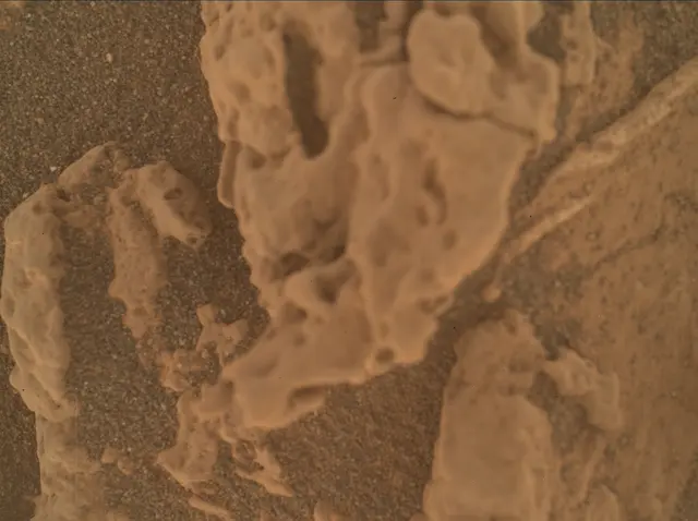 Sol 3185: Mars Hand Lens Imager (MAHLI)