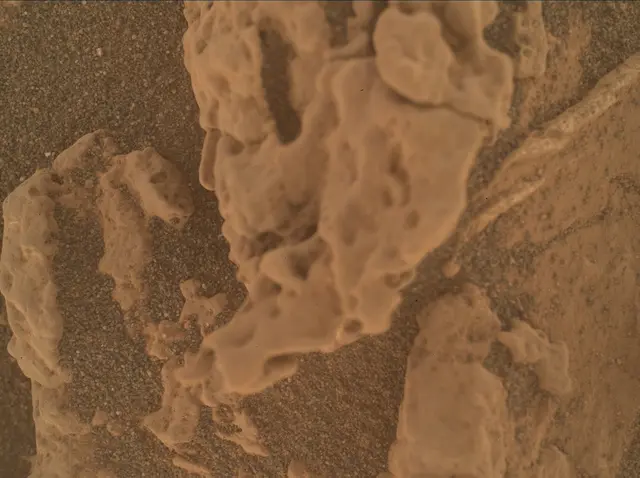 Sol 3185: Mars Hand Lens Imager (MAHLI)
