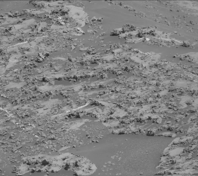 Sol 3187: Mast Camera (Mastcam)