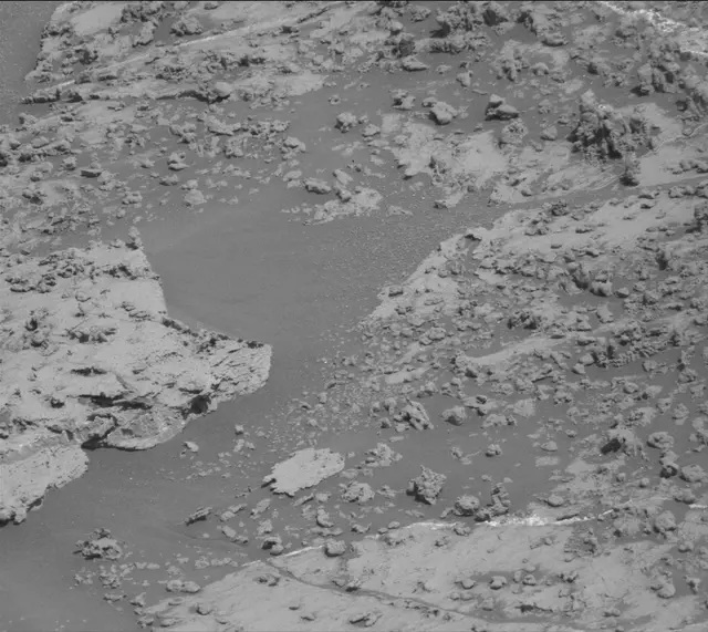 Sol 3187: Mast Camera (Mastcam)