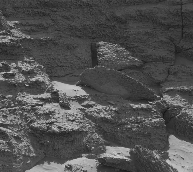 Sol 3190: Mast Camera (Mastcam)