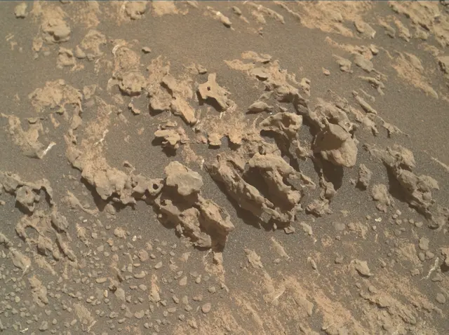 Sol 3192: Mars Hand Lens Imager (MAHLI)