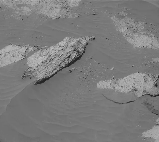 Sol 3194: Mast Camera (Mastcam)