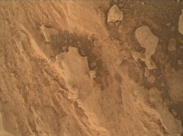 Sol 3197: Mars Hand Lens Imager (MAHLI)