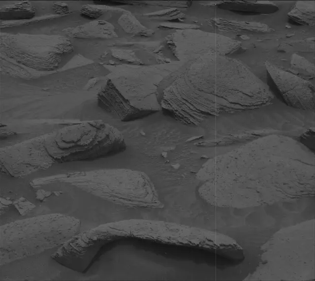 Sol 3618: Mast Camera (Mastcam)