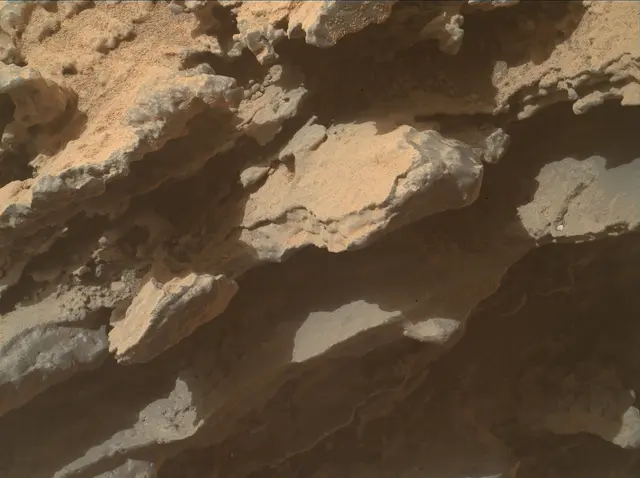 Sol 3645: Mars Hand Lens Imager (MAHLI)