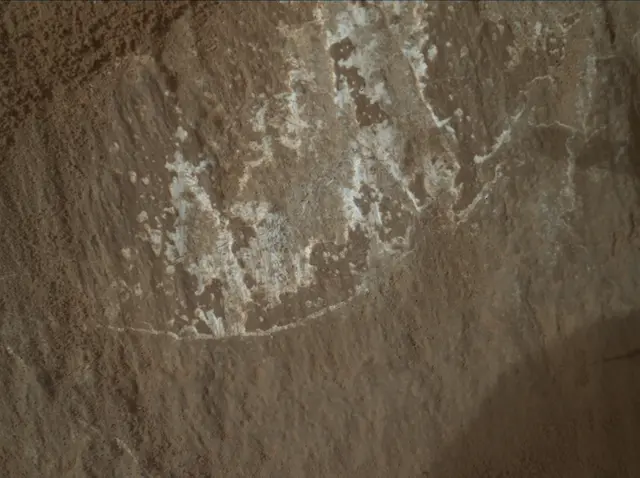 Sol 3664: Mars Hand Lens Imager (MAHLI)