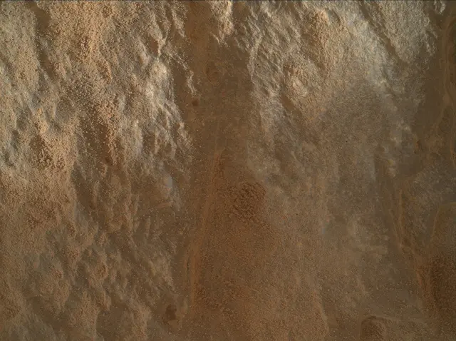 Sol 3672: Mars Hand Lens Imager (MAHLI)