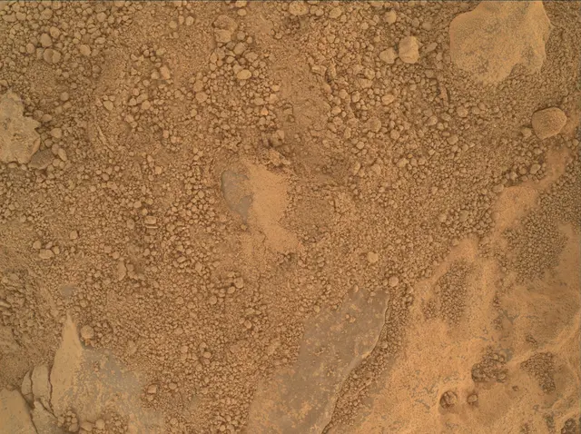 Sol 3687: Mars Hand Lens Imager (MAHLI)