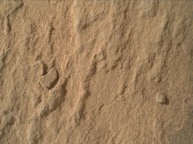Sol 3724: Mars Hand Lens Imager (MAHLI)