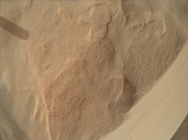 Sol 3732: Mars Hand Lens Imager (MAHLI)