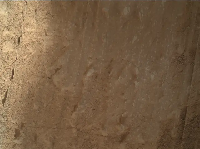 Sol 3866: Mars Hand Lens Imager (MAHLI)