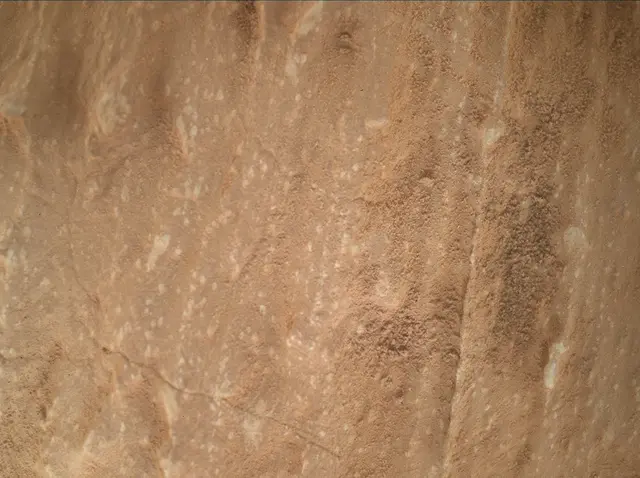 Sol 3866: Mars Hand Lens Imager (MAHLI)