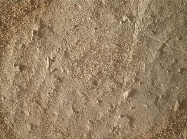 Sol 3901: Mars Hand Lens Imager (MAHLI)
