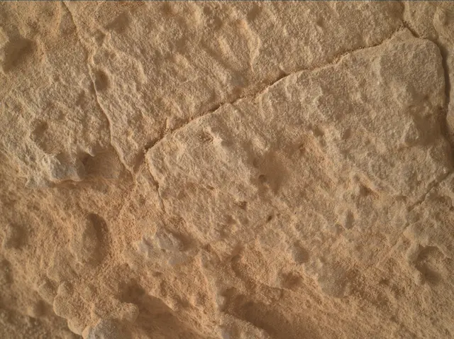 Sol 3909: Mars Hand Lens Imager (MAHLI)