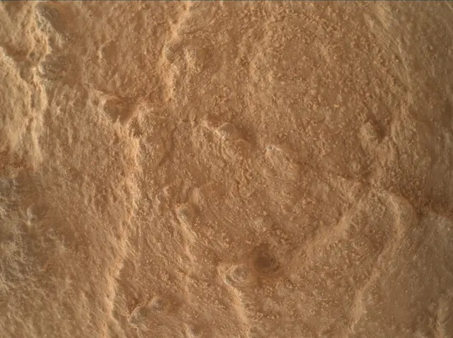 Sol 3916: Mars Hand Lens Imager (MAHLI)