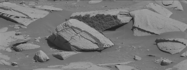 Sol 3946: Mast Camera (Mastcam)