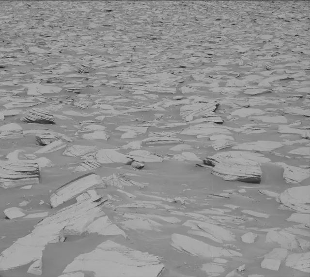 Sol 3946: Mast Camera (Mastcam)