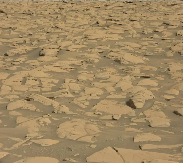 Sol 3946: Mast Camera (Mastcam)