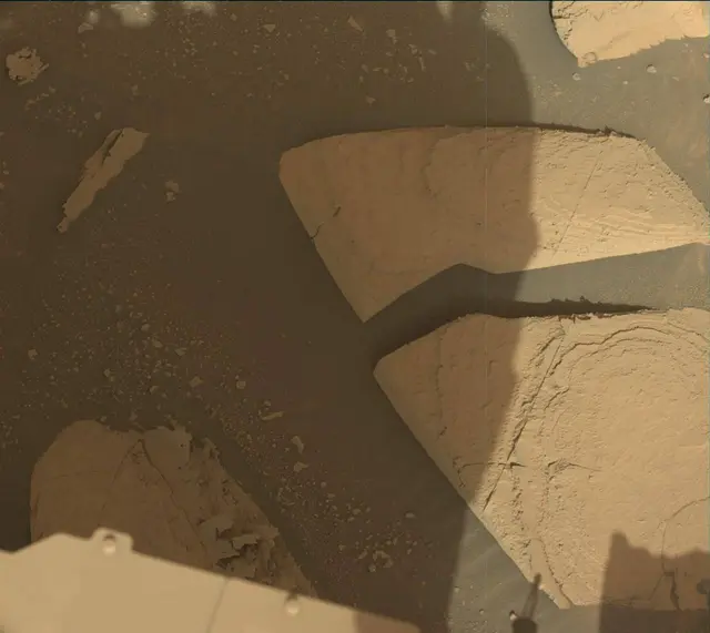 Sol 3946: Mast Camera (Mastcam)
