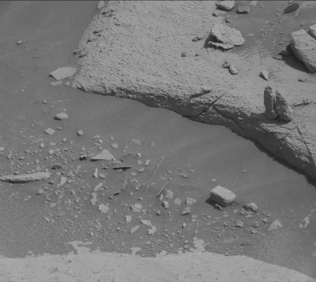 Sol 3946: Mast Camera (Mastcam)