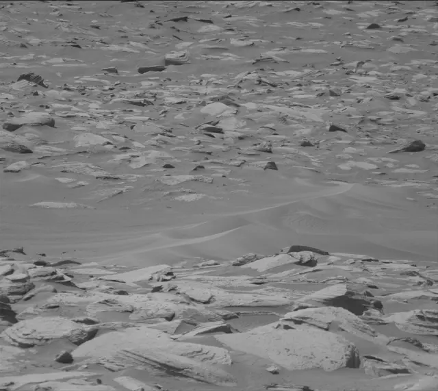 Sol 3946: Mast Camera (Mastcam)