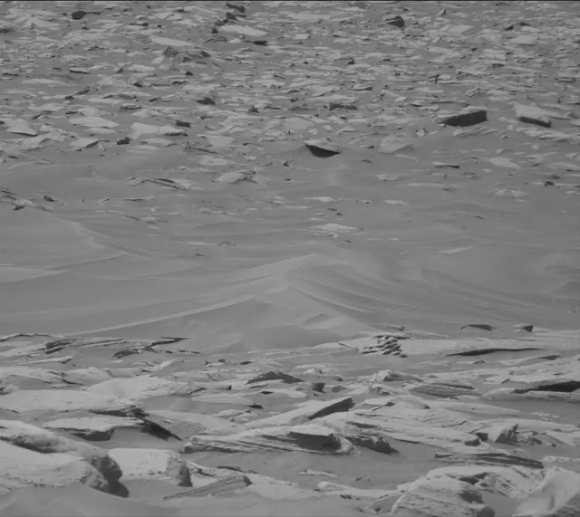 Sol 3946: Mast Camera (Mastcam)