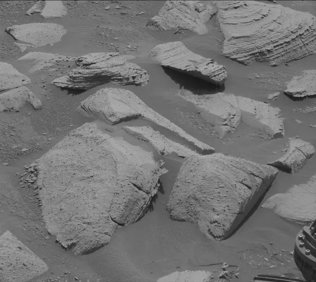 Sol 3948: Mast Camera (Mastcam)