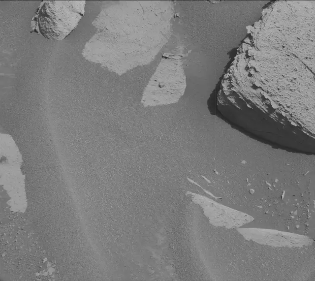 Sol 3948: Mast Camera (Mastcam)
