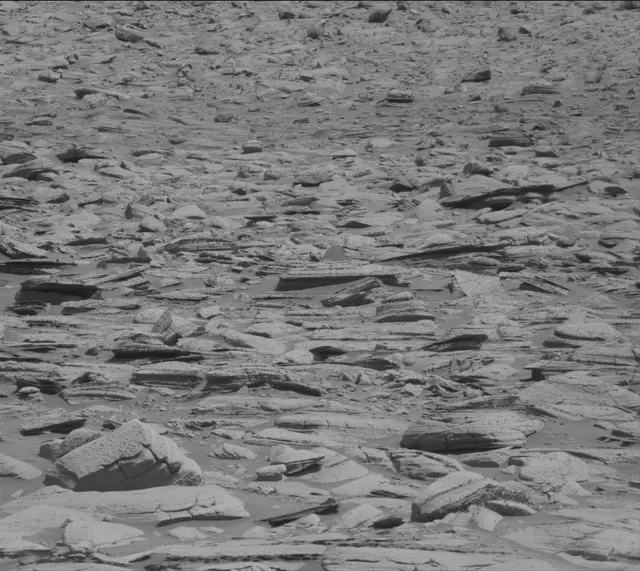 Sol 3948: Mast Camera (Mastcam)