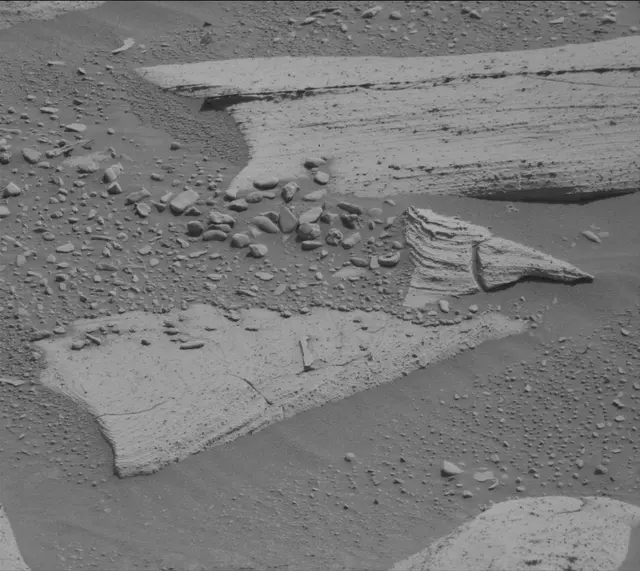Sol 3948: Mast Camera (Mastcam)