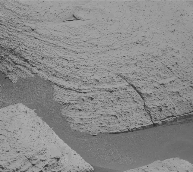 Sol 3948: Mast Camera (Mastcam)