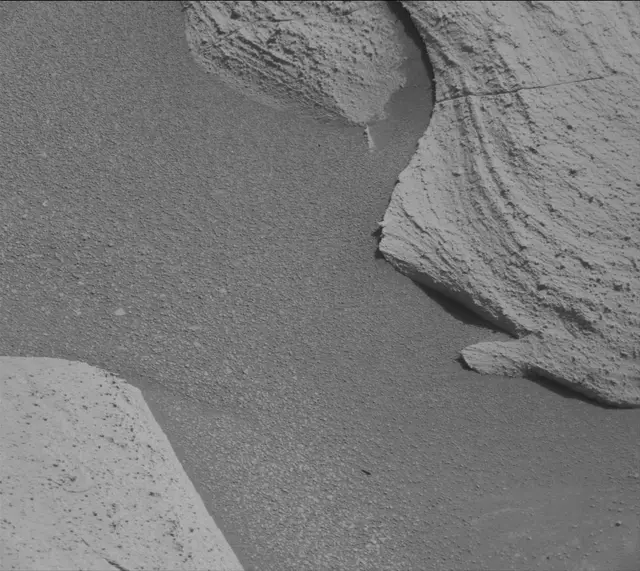 Sol 3948: Mast Camera (Mastcam)