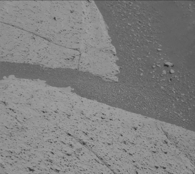 Sol 3948: Mast Camera (Mastcam)