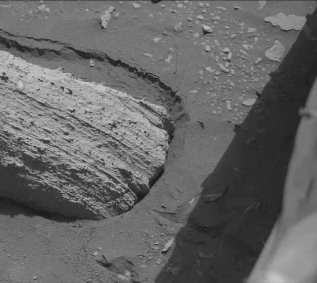 Sol 3948: Mast Camera (Mastcam)