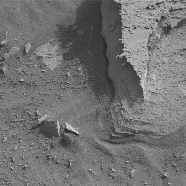 Sol 3948: Mast Camera (Mastcam)