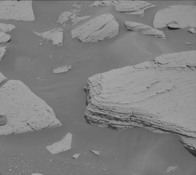 Sol 3950: Mast Camera (Mastcam)