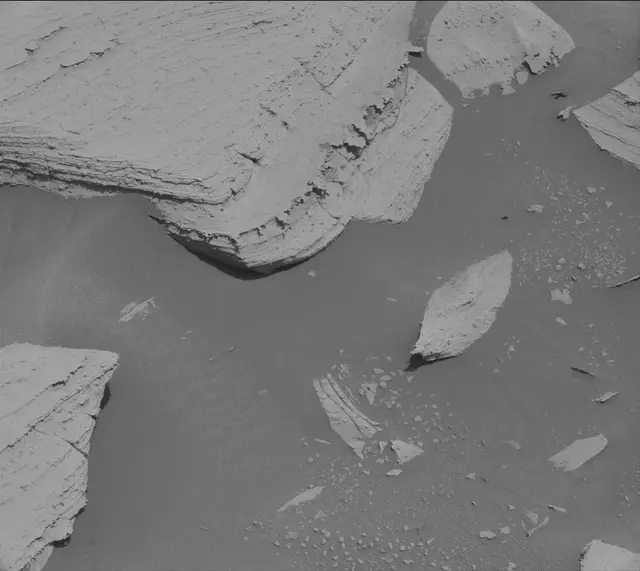 Sol 3950: Mast Camera (Mastcam)