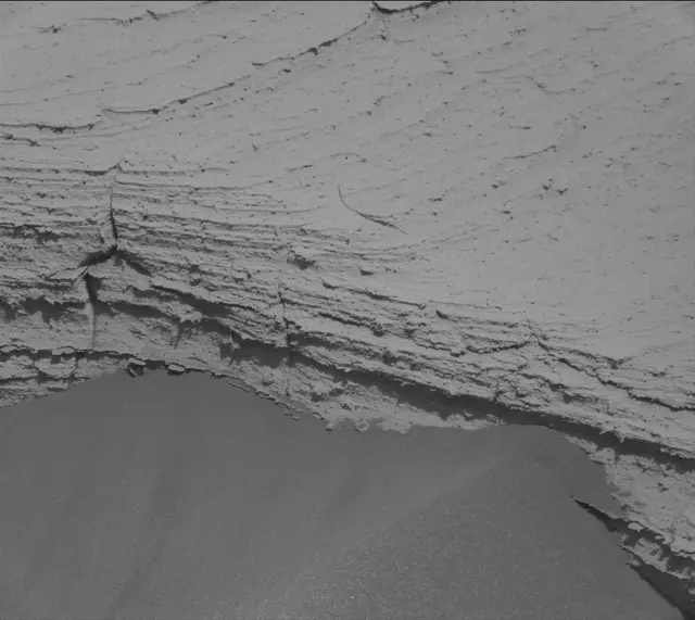 Sol 3950: Mast Camera (Mastcam)