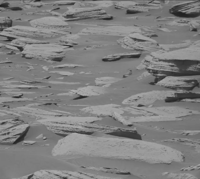 Sol 3950: Mast Camera (Mastcam)